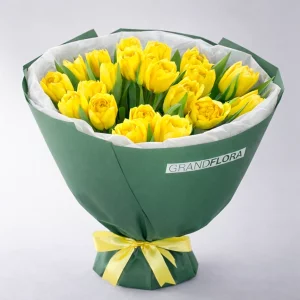Солнечная весна - букет из желтых тюльпанов
